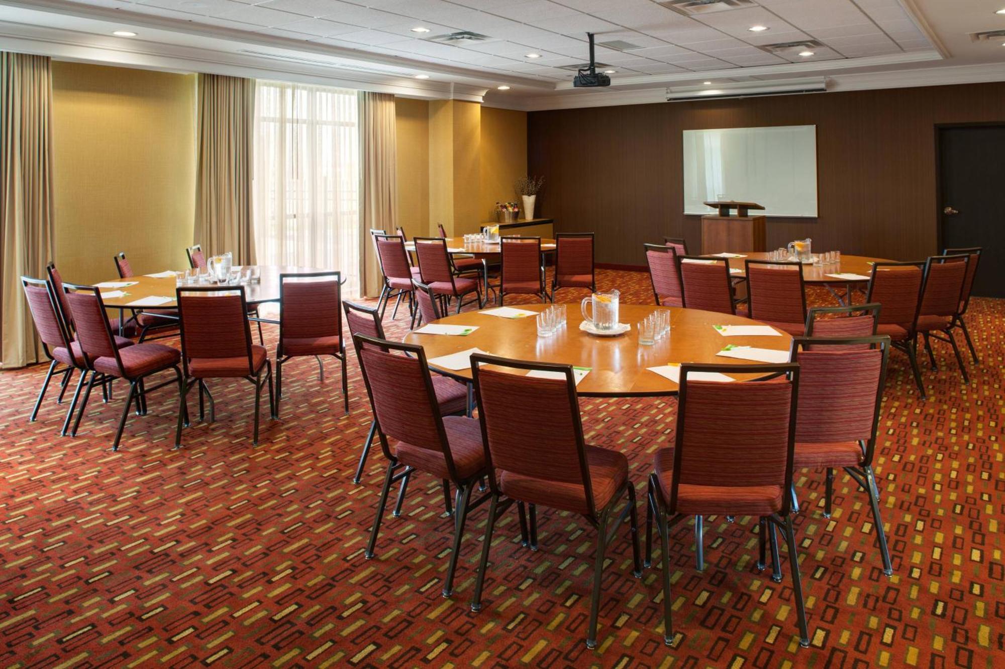 מלון Courtyard By Marriott לונדון מראה חיצוני תמונה
