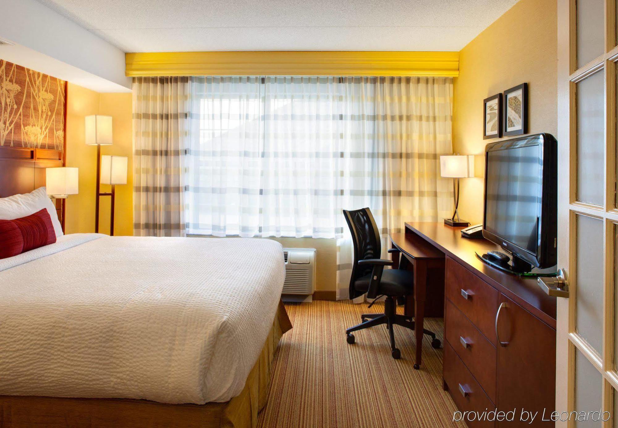 מלון Courtyard By Marriott לונדון מראה חיצוני תמונה